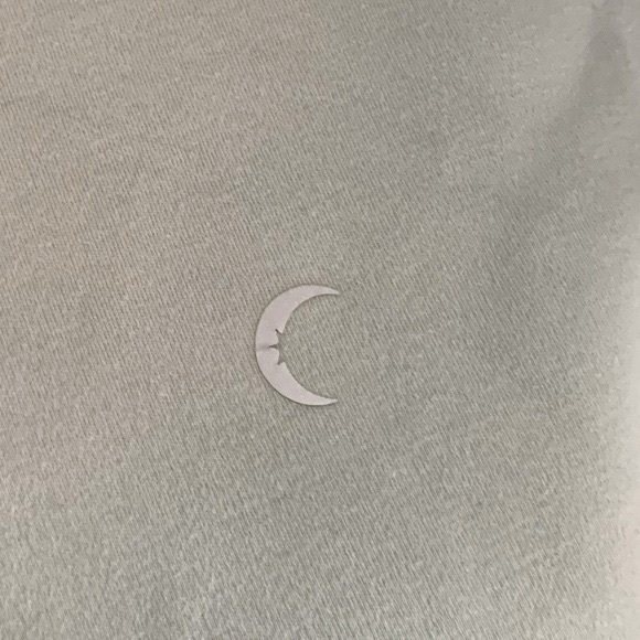 Zyia Relaxation Pocket Hoodie - Picture 6 of 9